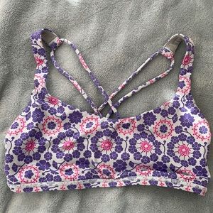 Lululemon Free to Be Bra